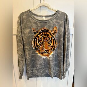 Gray Tiger long sleeve top